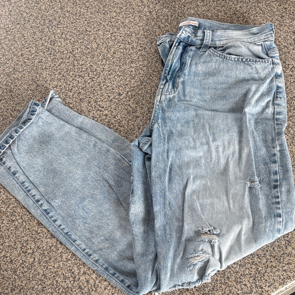 SO Women's Light Blue Boyfriend Jeans